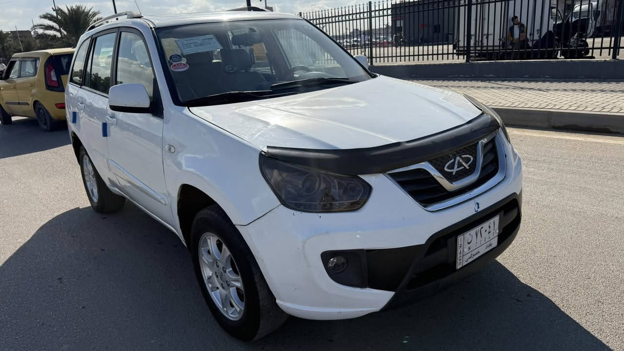 للبيع شيري تيكو موديل 2012 رقم بغداد تحويل ثاني يوم بيها صبغ نص جاملغ الامامي الباقي مكفول جاهزه كير مكينه صدر خلفي امامي جديد امسويله ادامه كامله اي نقص مابيها اترايها طكه متسمع بيها داخلها جديد كشناتها جدد السياره مابيها اي نقص خير من الله ماشيه 110 حقيقي السعر 57 مكانها بغداد الشعب للستفسار ***********
