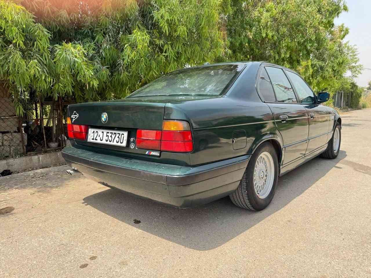 بي ام 520 ألماني  1991 🚫
 السعر 65 $ وبيهاا مجال 
اصل بليتة وسنوية
محرك كبس شرط
وكير اتوماتيك 
فتحة سقف سلايت 
جامات امامي كهرباء 
تبريد ثلج ❄️ 
كهربائيات كلهاا شغالة وع وضع الشركة
ويل خلية 
طخم تاير جديد
بدون ضرر ✅
فقط صبغ جمالية 🚫
رقم نينوى دولي بأسمي سنوية 
لغاية 2030

مكان السيارة موصل ايسر 

***********

***********
