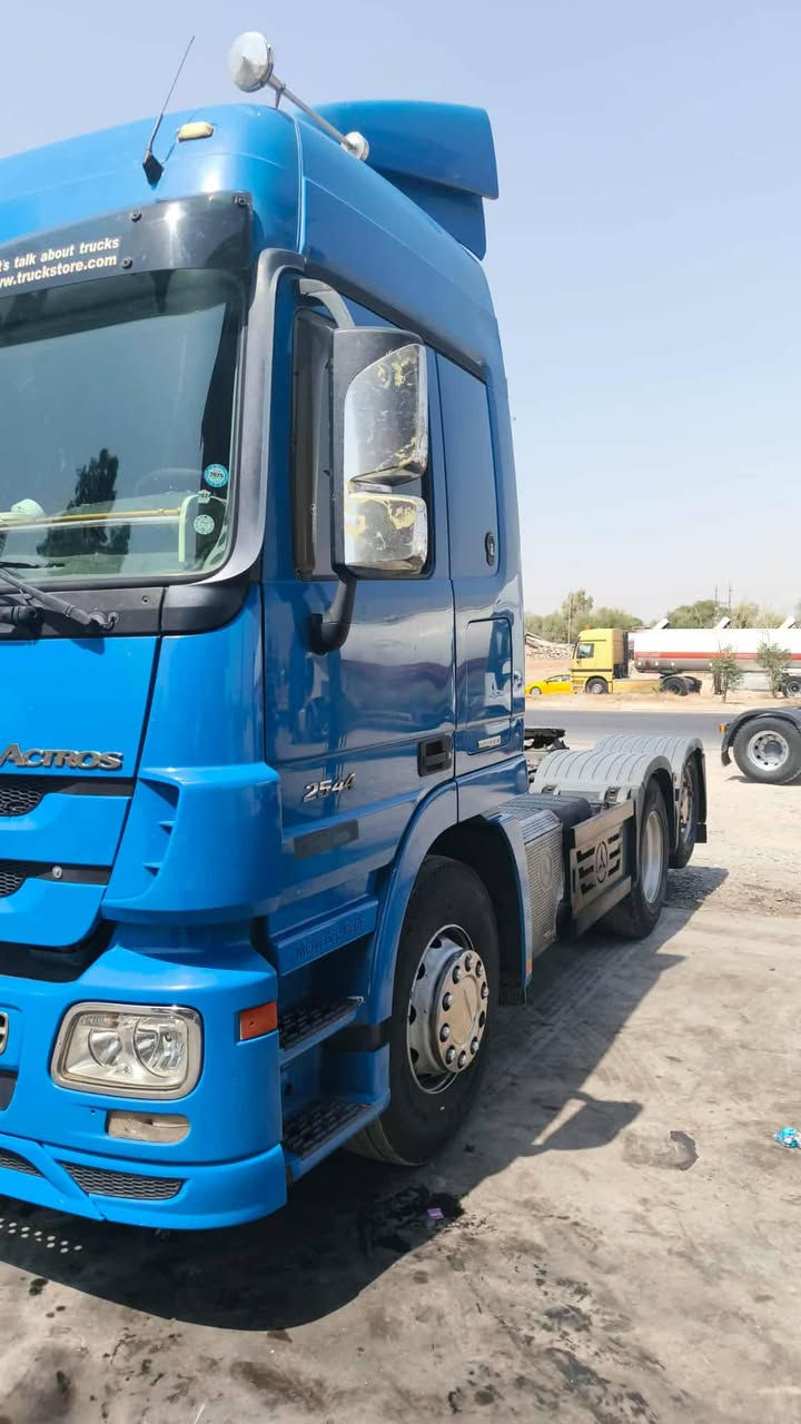 سلام عليكم ورحمة الله وبركاته
اكتروز للبيع موديل 2010 حجم 41 موصفات ريتايدر ثلاجه السياره محسن
مرسم وراها عربانه 4 محاور عبدالله جوهر السياره خير من الله للاستفسار الاتصال على الرقم *********** اني مكلف بالنشر هذا رقم صاحبه خابر وستفسر عن السعر
