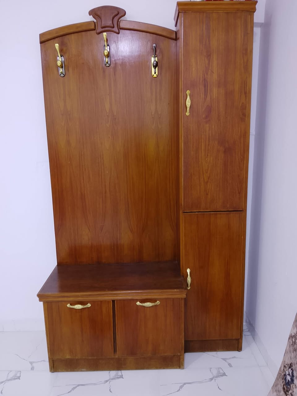 السلام عليكم غرفه نوم للبيع بسعر مناسب وغرفه جداً نظيفه بسعر 700 وبيها مجال للأستفسار على الرقم 
***********
