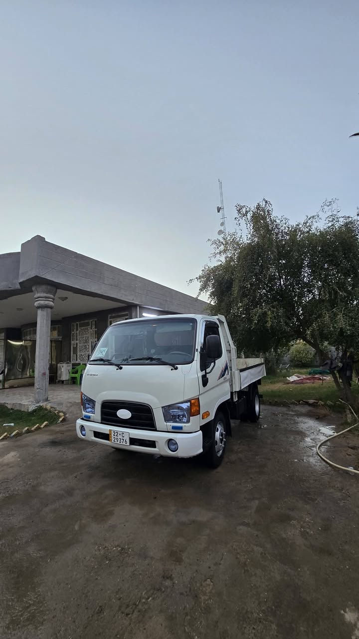 السلام عليكم ورحمة الله وبركاته 
للبيع كنتر هونداي موديل 2021
مكفوله كفاله عامه من كلشي 
مكينه ٤٠٠٠ لا بخار ولا تنقيص السياره جديده بمعنا الكلمه 
تبريد ثلاجه  تدفاء مكان السياره بابل جبله 
***********
***********
