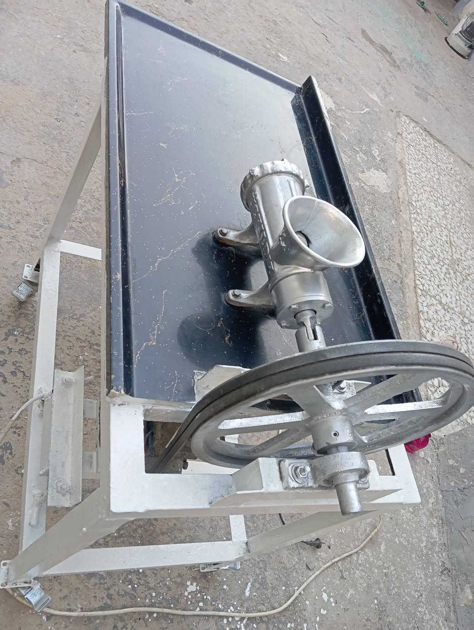 السلام عليكم مكينه 32 مرمر كربلاء طويريج نظافه 95% السعر 375......... ***********
