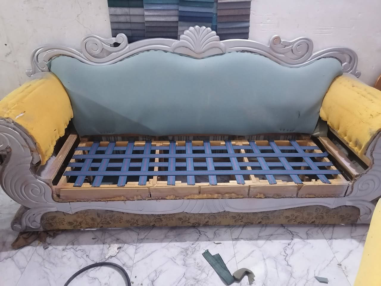 بسم الله الرحمن الرحيم

#دوشمة الناصرية للاثاث المنزلي 
#القديم_يرجع_جديد_عدنا 

اعاده دوشمه وتصليح تخمك القديم بموديل جديد 

عندك تخم تعبان ومتضرر عدنا تكدر اتجدد تخمك

دوشمه كافه التخم العراقيه والتركيه والاجنبيه 

واللوان ونوعيه القماش على رغبة الزبون

تغيير رجليين 🛋️🪑التخم

العنوان:
الناصرية عبر جسر الهولندي قرب المطعم الريفي 
📌 لل وللإستفسار مراسلة الصفحه او واتساب
📌 يرجى ارسال صوره او فيديو للتخم      
 
      👈🏻{ *********** }👉🏻                   

           👇نماذج من اعمالنا قبل وبعد 👇
