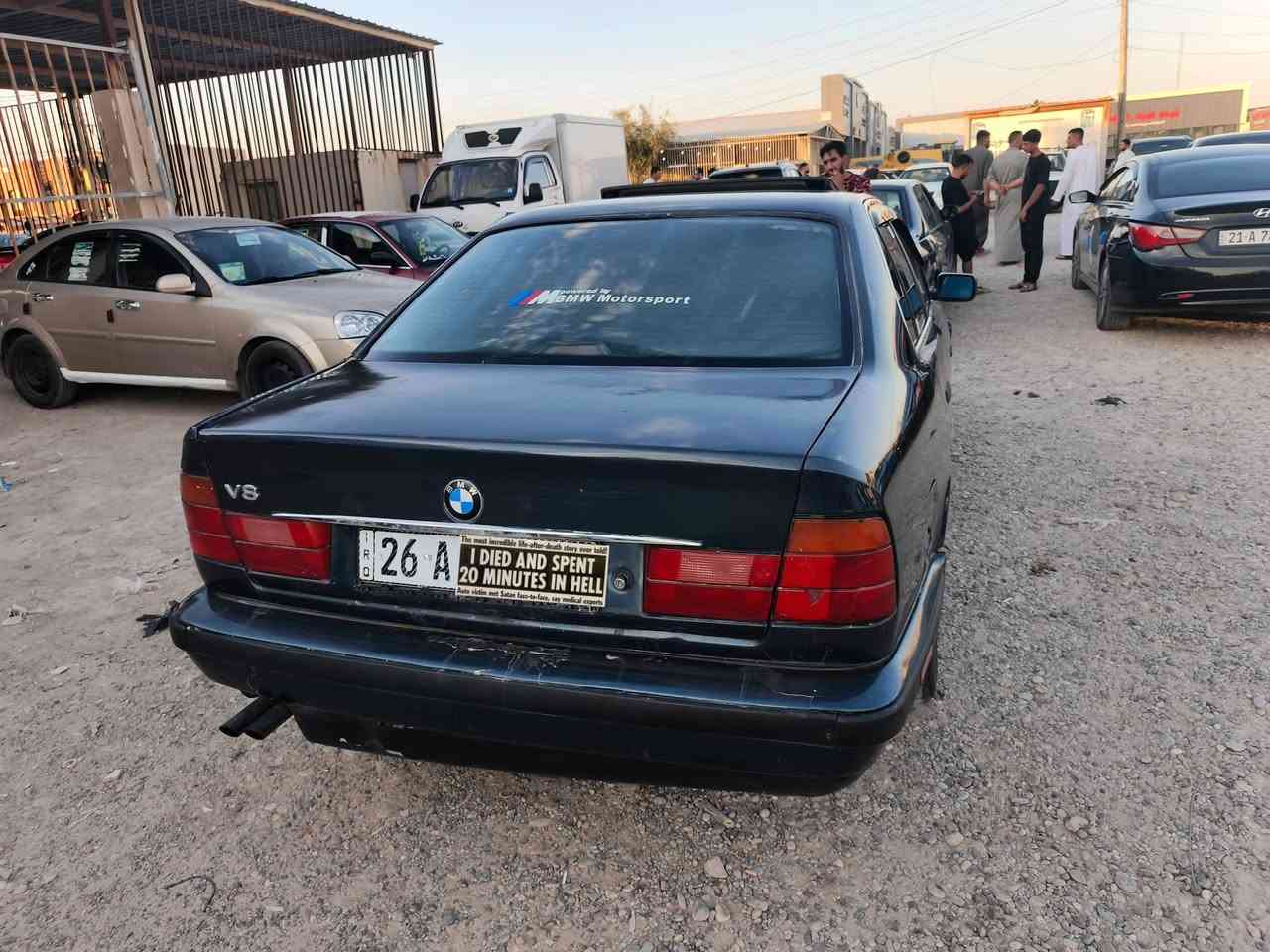السلام عليكم بي ام 525  88 محرك مفتوح فول اوتو سلايت كير محرك تبريد شرط رقم دولي باسمي مكانها تكريت سعر مناسب  وتساب  ***********
