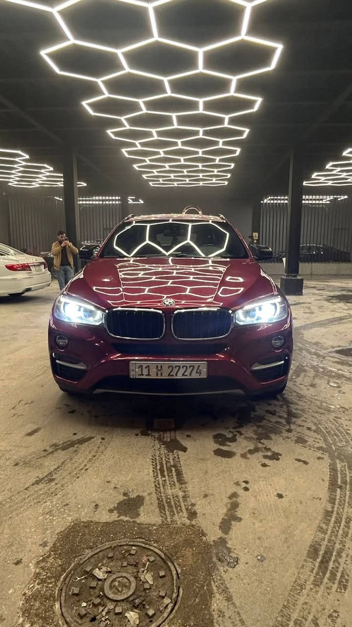 السلام عليكم 
BMW موديل  2016

(للبيع او مراوس حسب القناعه)

وكالة عروش  .محرك (٦سلندر) .

السيارت من 2016 احنه استلمناها من الشركه 

ماشيه 187الف كيلو متر .نضيفه جدا وسيرفس داخل شركه BMW العروش العرصات (مع وجود كامل الوصولات)  

- نظام قيادة اربعة ايكو وكونفرت وسبورت (وسبورت بلاص).

- انارة داخلية كاملة بالدشبول.كيجات سرعه ليزريه.

داخل جملي (Hermes) .

- 5كامرات  360درجة

- حساسات .

- اصطفاف ذاتي.

- رادرات امامي .جانبي .

- كشنات تدفئه وتبريد .سكان تدفئه.

- بردات جانبيه .

- ابواب شفط .  باب خلفي كهربائي 

- مري شفط.

- شفتات سرعة.

- بصمت ابواب 

- فتحة سقف .

- لايتات زنون متحرك وية ستيرن 

- كشنات  كهربائة مع وضعيات خزن للقياده 

- هندبريك بصمة . 
- ⁠
- اوتو بريك.

- اوتو ستارت وستوب.

- .تحديد مسار.

بل اضافه الى بقيه مواصفات معروفه . سياره كلش نضيفه  مكفوله  كير ومحرك . فقط تبديل بنيد نفس اللون والقديم موجود بي طخه بسيطه والجاملغات الخلفيه ع كد الطخه صبغ).  سياره متواجده بغداد شارع فلسطين او المنصور  وباسمي .

 السعر : 280 ورقة  وبيه مجال 

اي استفسار الاتصال  

 ***********
