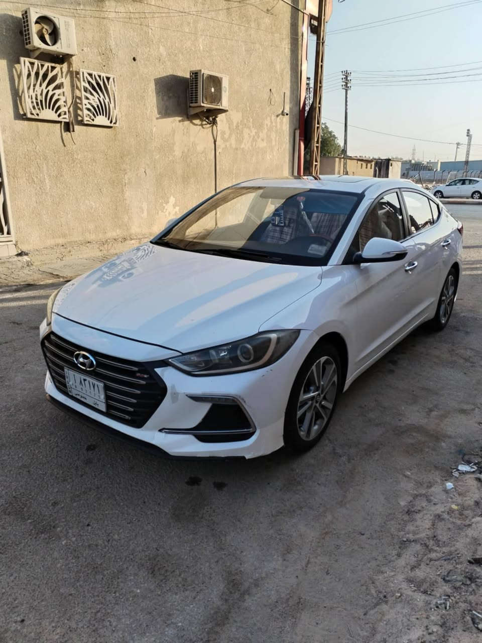 النترا سوبر   موديل 18 كفاله عامه  من كل شيء مواصفات واحد على واحد مراوس  حسب القناعه النترا سيراتو اكسنت هذا رقم صاحبها  *********** اني مكلف بالنشر
