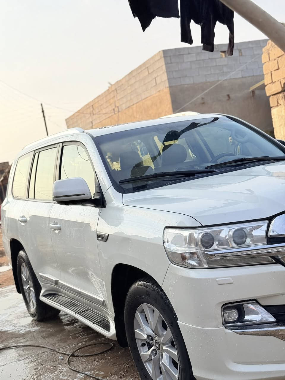 لاندكروز —2018 كاز سياره تخبل كشرتها ناعمه  سياره مبدله بابين وشبر صبغ سياره راقيه مال جناي السعر (٢٠-٤)بيها مجال مكان ميسان —***********– الستفسار بل رقم الشراي بل خدمه 👍
