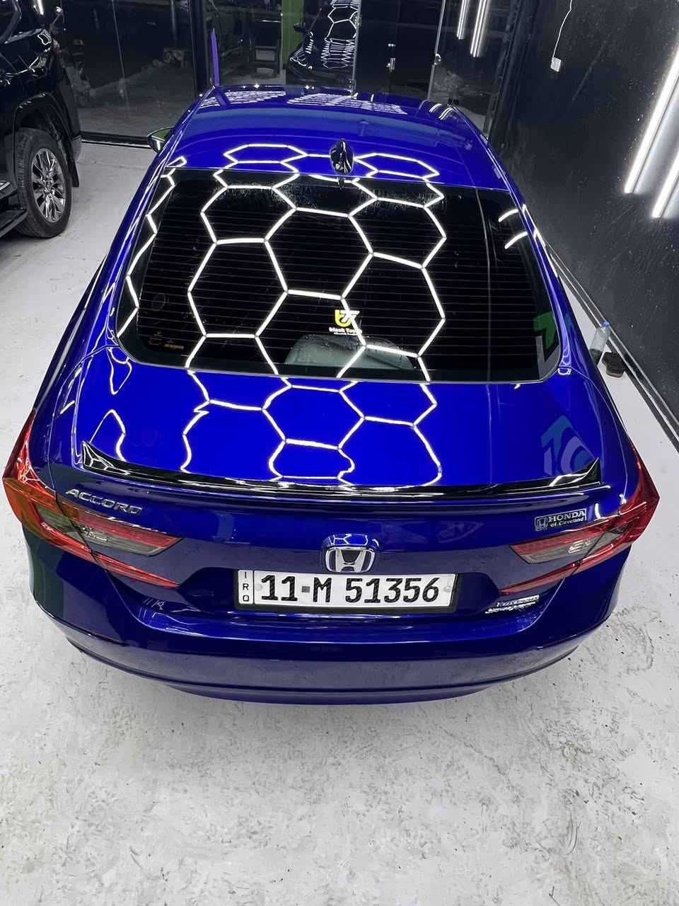 السلام عليكم 

…للبيع هوندا اكورد هايبرد موديل2022فئة السبورت 

✅السياره لون حبري مميز 
✅مواصفات السياره فول مواصفات 1/1عدا الفتحه
✅السياره ماشاء الله متعوب عليه ومال جناي 
✅ مبدل صدر امامي خلفي قبل سبوع 
✅بوليش ونانو سيراميك جديد
✅تخم تاير جديد السياره
✅السياره ربع دينار مذب عليها ميحتاجلها مصرف سنويه وهزة جديد
✅ مايل السياره 36 الف مايل وقابل للزياده
✅حادث السياره 4 قطع رش فقط 
✅السياره كير مكينه لغد صدر كفاله وضمانك الفحص بس براس الشاصي اليسار سحبه بدون كص بدون معجون

✅السعر بلاش 137 وبيها مجال بسيط وبالخدمه

✅تواصل واتس او خط ***********
