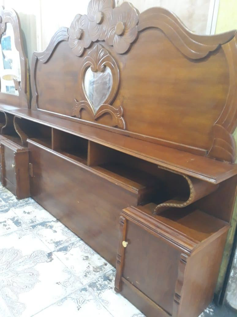 غرفة مستعمله
7 باب الكنتور ملحق 

صبغ جديد 

سعر 750 

الشد والنقل مجانا 

العنوان بعغوبة خلف الحسينة 

*********** واتساب
