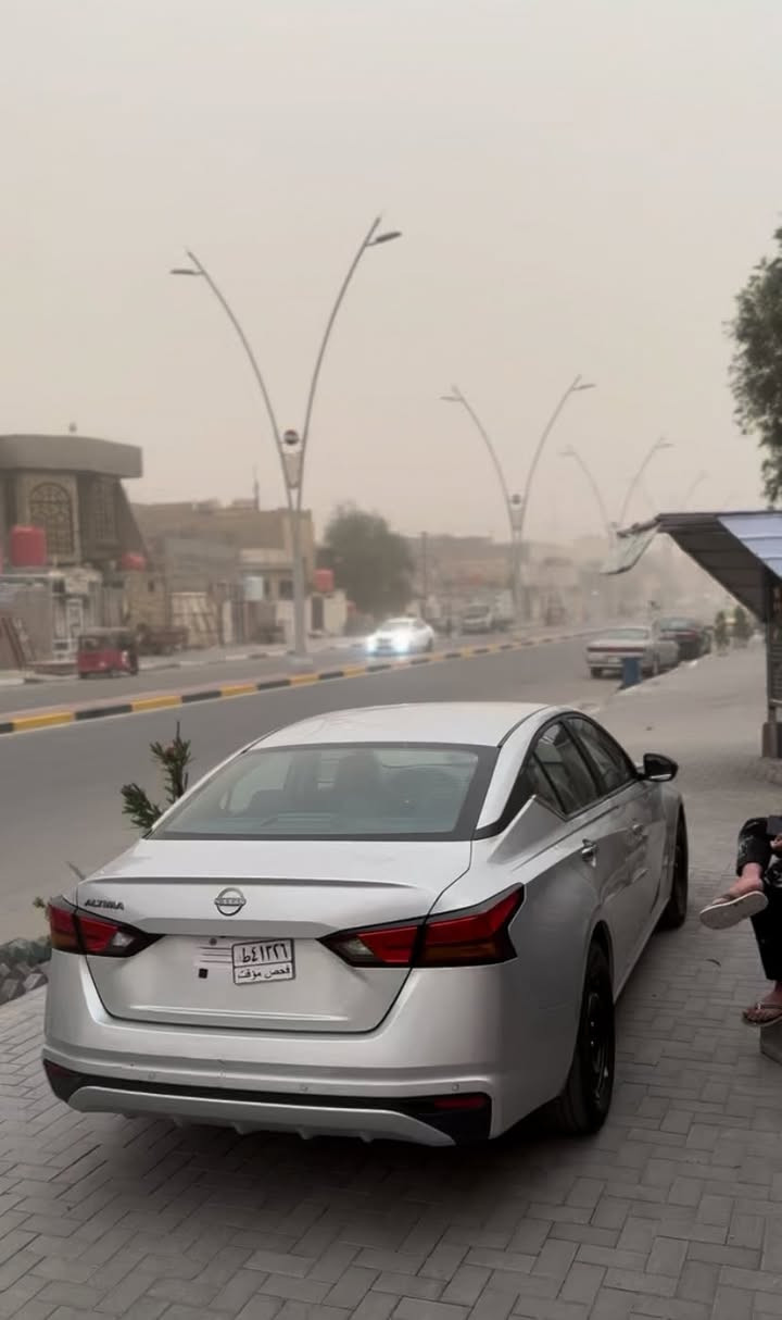 سلام عليكم نيسان اولتمه لبيع سياراه كفاله كير  مكينه وتبريد سياراه عله وضع امريكه  سياراه سنويه جديداه ورقم نكليزي باسمي سياراه ترايها حلو سياراه نضيفه من كلشي  السعر 165 وبيها مجال رقمي مكاني البصراه ***********

