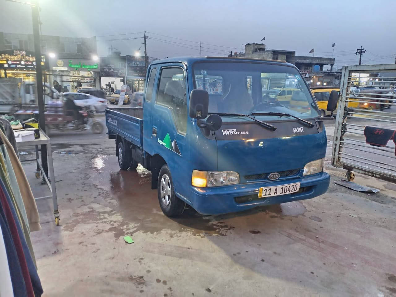 كيه فونتيره للبيع رقم بغداد نكليزي هزه جديده كير ومحرك حاويه كهربائيات شغاله كلها اكسن شاصي بلادي مصبوغة حزام جماليه فقط
السعرر 57
العنوان بغداد فلكه حي نصر 
رقم الهاتف ***********
