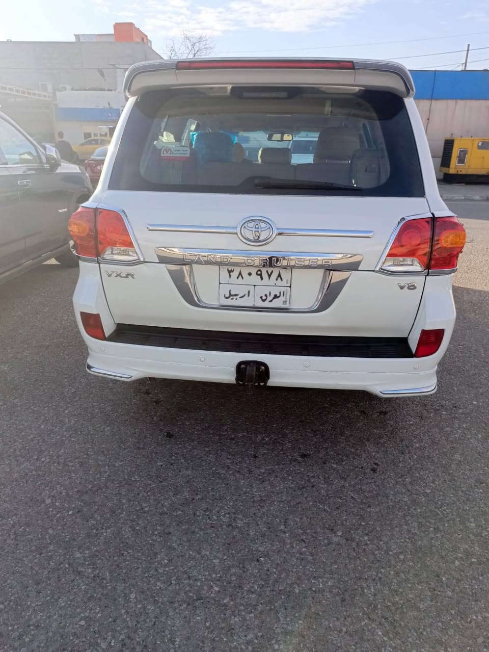 تویوتالاندگرۆز 2010gxr v8تەنها 3پارچەبۆیاغ لای سەکنی ناوەوەی گرتیە مەکینەوگێربەشەرت توندوتۆل بی کێشەیە مەکینەی کراوەتەوە نرخ 270مەجال پئش ودواوەی 2015یە ***********واتساپی لەسەرە
