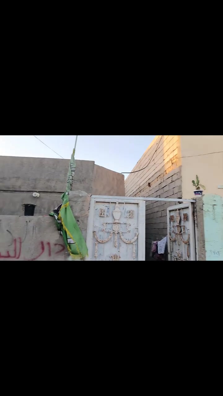 يالله
سعره ٢٤ مليون
بيت لبيع 100 متر بالبراكيه شارع المعمل فرع سيد حبيب
البناء ابلوك والاساس والسقف طابوق
يحتوي على غرفه وصاله ومطبخ واستقبال

الاستفسار الاتصال
***********
***********
او مراجعة مكتب حيدر الزبيدي للعقار والمقاولات العامه عنوان المكتب بشارع المعمل قرب مدرسة الازدهار لبنات
