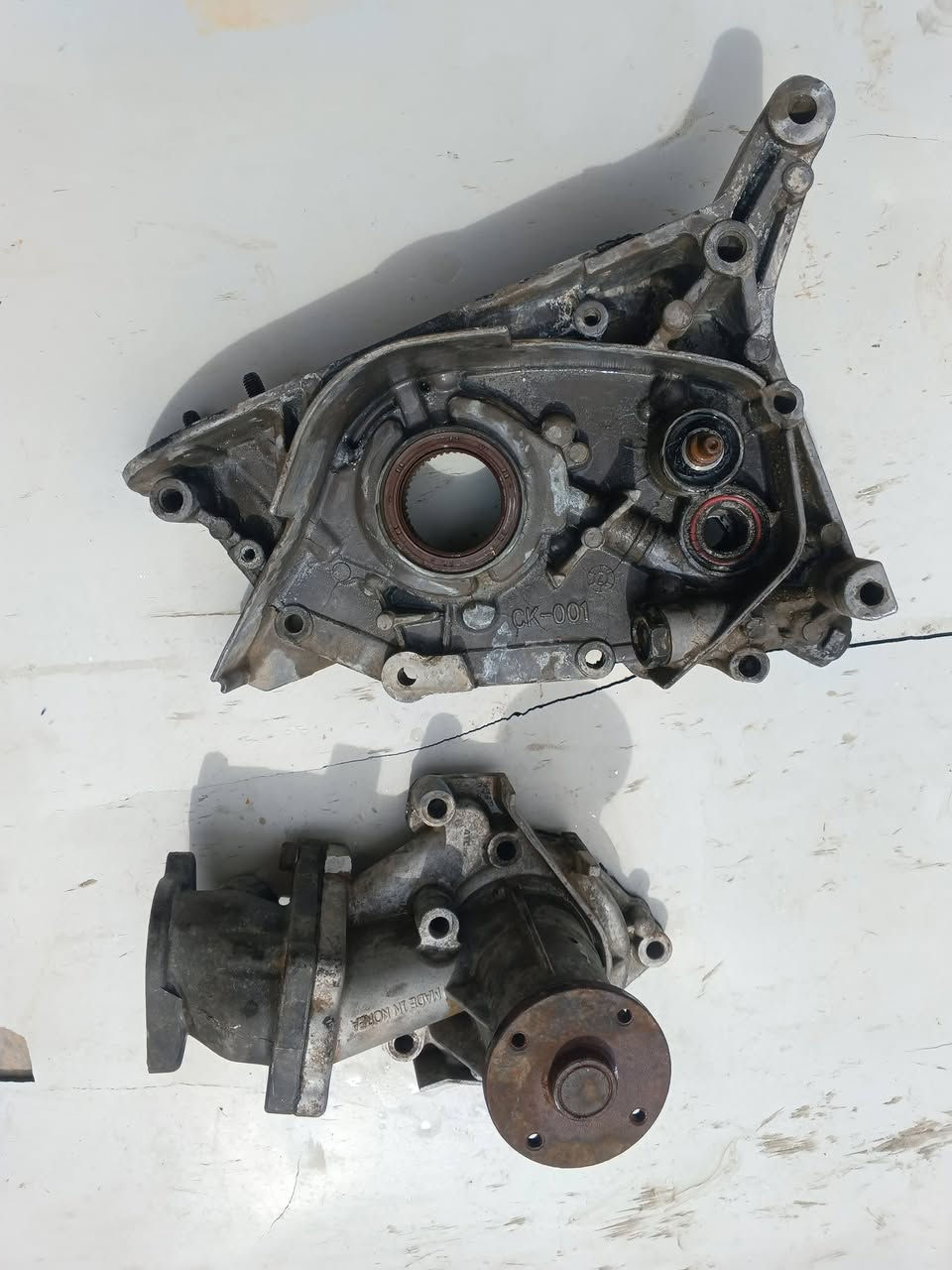 السلام عليكم واتر بم جديد بس فحصنا بي كوري اصلي + اويل بم حاويه بس صارله فتره متروك للبيع للاستفسار ***********
