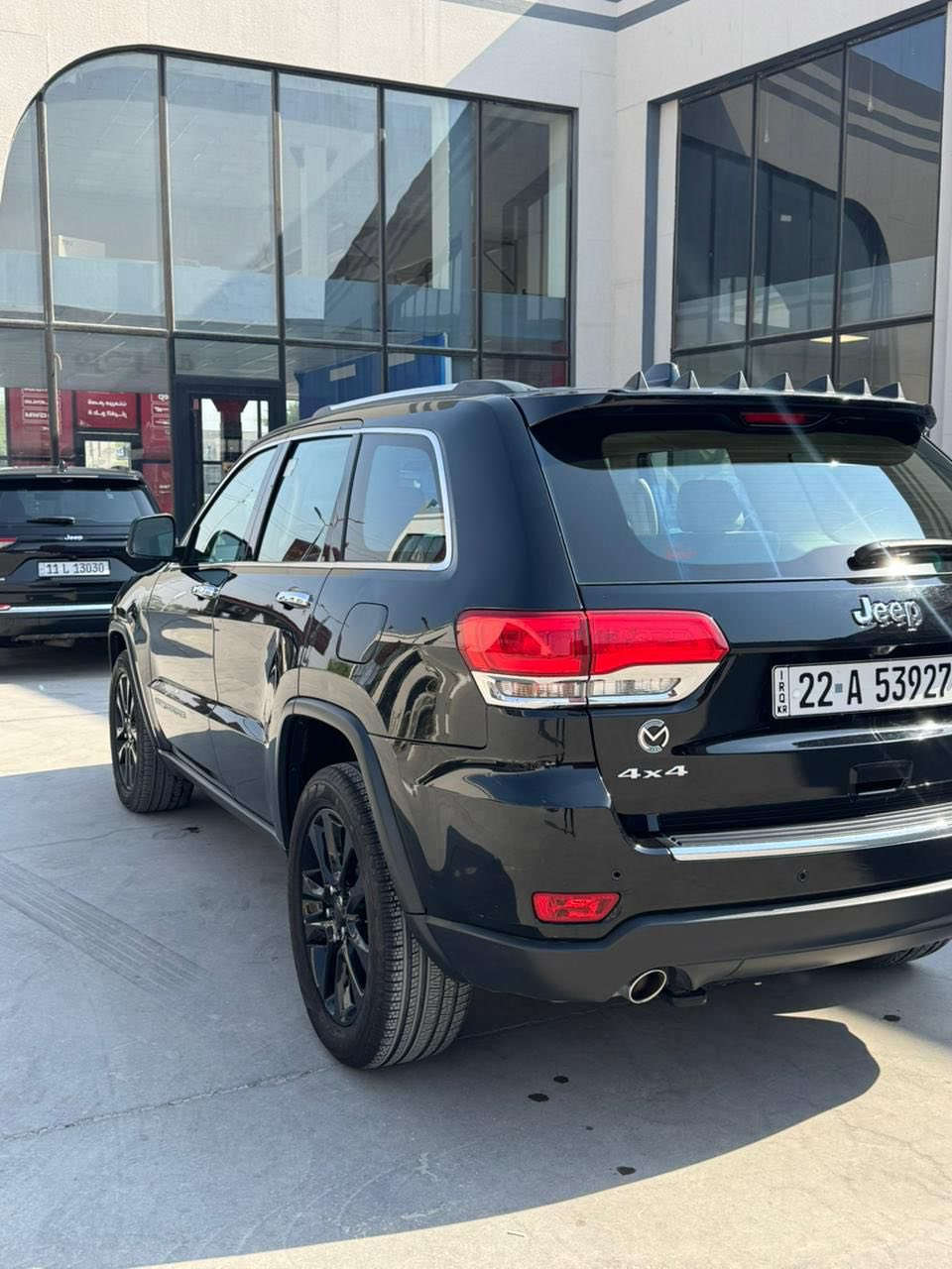 Jeep Grand Cherokee Limited 2019
جيب خليجي لمتد 
الموديل 2019 (خليجي) وكالة المهند . 
المحرك : V6.  3.6L . 
لون اسود

المواصفات :

• دفع رباعي 4x4 . 
• تحذير النقطة عمياء ⚠ .
• ويل قياس 20 انج .
• انارة متحركة .
• سقف بانوراما . 
• شاشه كبيرة . 
• نظام الخرائط (GPS) .
• ستيرن كهربائي . 
• المصابيح الأمامية زنون .
• كشافات الضباب زنون .     
• تشغيل عن بعد .
• صندوق كهربائي ..
• حفظ وضعيات الجلوس (ميموري) . 
• المقاعد الأمامية كهربائية .
• المقاعد الأمامية تبريد وتدفئة .
• المقاعد الخلفية تدفئة .. 
• حساسات أمامية . 
• حساسات خلفية . 
• كاميرا خلفية دوارة.
• تدفئة ستيرن . 
• مانع تصادم خلفي .
• ابل كاربلي وايرلس . 
• محدد سرعة . سقف بنوراما فتحتين
• نظام التشغيل والاطفاء الاوتوماتيكي ( Auto Start System. )
• ⁠مري قلاب
• ⁠مري شفط
• وضعيات قيادة
• ⁠شفتات ستيرن
• ⁠ماشية 109 كيلو
• ⁠داخل بيجي 
• ⁠سيستم سماعات
• ⁠هزة وسنوية جديدة
• ⁠سيارة بسمي مداور ثاني يوم
• ⁠تايرات جدد pirelli scorpion 

السعر 268 ورقه وبيه مجال للشراي 
العنوان 📍 النجف الاشرف حي المثنى 
للتواصل و الواتساب : ***********

رابط الواتساب المباشر للمراسله 👇♻️✅
https://wa.me/964***********
