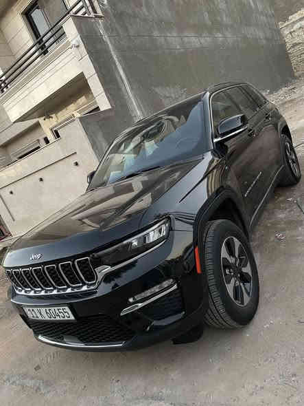 السلام وعليكم
للبيع جيب هايبرد موديل 2024
سياره لمتدد فول موصفات للاخير 
الحادث بسيط جدآ طخه بين الباب وجاملغ فقط
بدون ايرباك 
باقي سياره مكفول من دعاميه للدعاميه 
السياره شكد ماكول جديده قليل بحقهه 
وصور امريكا موجوده بالمنشور
سعرهه 33 وبيهه مجال بسيط 
للاستفسار اكثر ***********
مكاني بغداد شارع فلسطين
