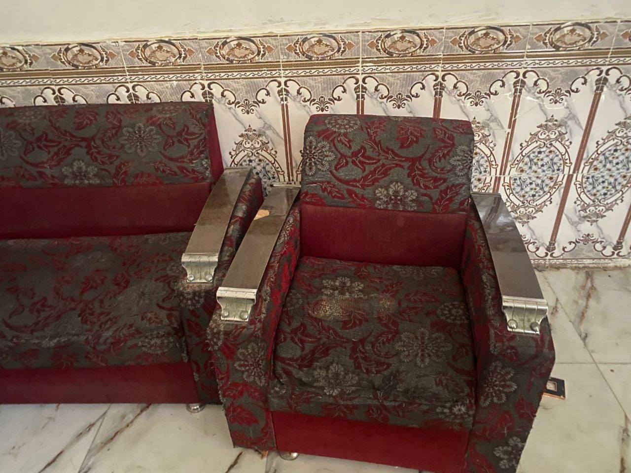 سلام عليكم قنفات البيع السعر 60وبيه مجال


**إذا كنت صاحب هذا الإعلان وتريد حذفه لأي سبب، رجاءا أرسل رسالة إلى الدعم الفني**