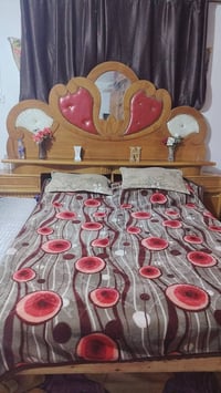 غرفة نوم • تسگام طابقين • ٦ بيبان ضخمه