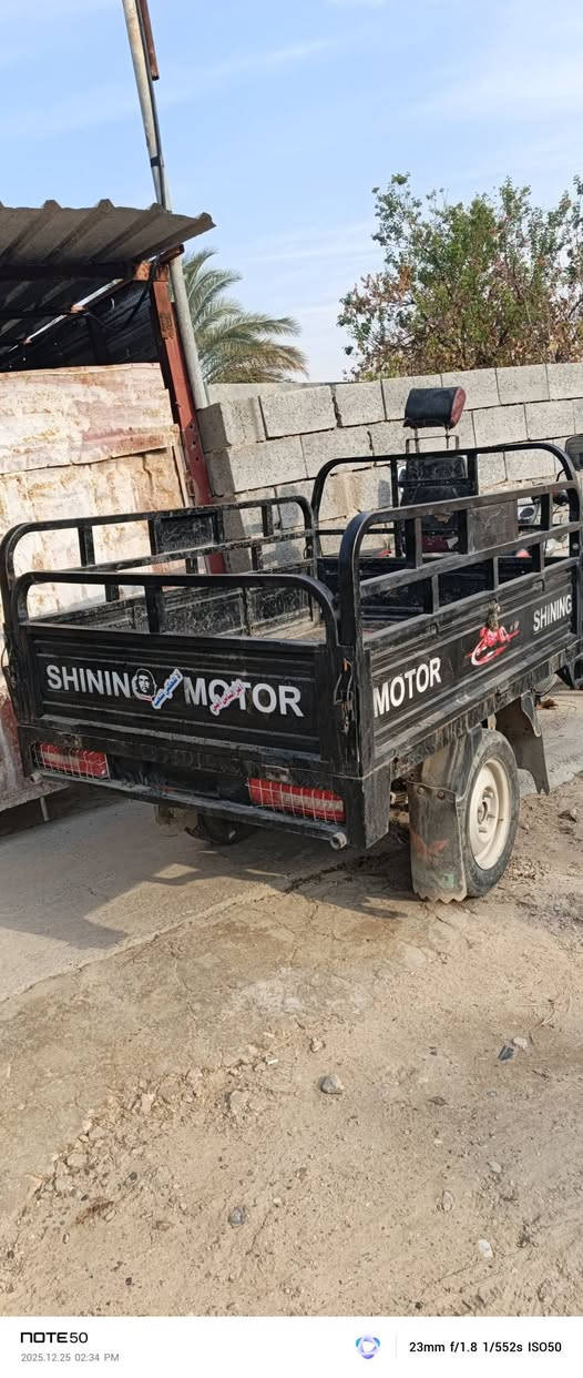 ستوته للبيع موديل 2022 مسجله ولوحات كامله وسنويه محركها ما مفتوح بعدها بلادي شاصيها بلادي ستوته ناعمه مناقصها شي السعر خاص مكاني حديثه سد 
لال اتصال: ***********+واتساب
