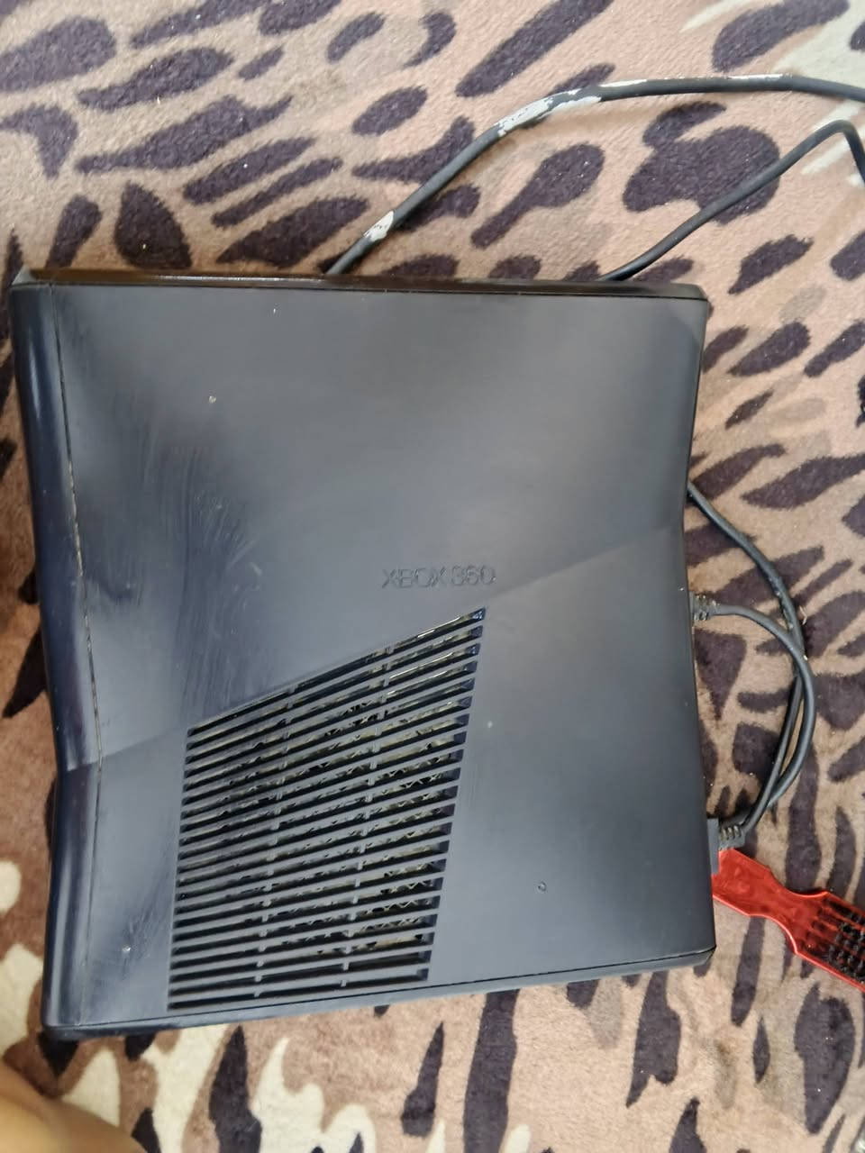 يا الله
توفر Xbox 360 sliem 

ملحقات جهاز 
محولة الاصليه 
جوستك عدد1 واير 
فيش الاصليه + يشتغل hd طبيعي 
كامل كل ملحقاته 

حجم الهارد 500 گيگه 

الجهاز يحتوي على 300 لعبه وبعد بي مجال 

مكاني ام نجم 

لايوجد توصيل
السعر     120 ألف وبي مجال


**إذا كنت صاحب هذا الإعلان وتريد حذفه لأي سبب، رجاءا أرسل رسالة إلى الدعم الفني**