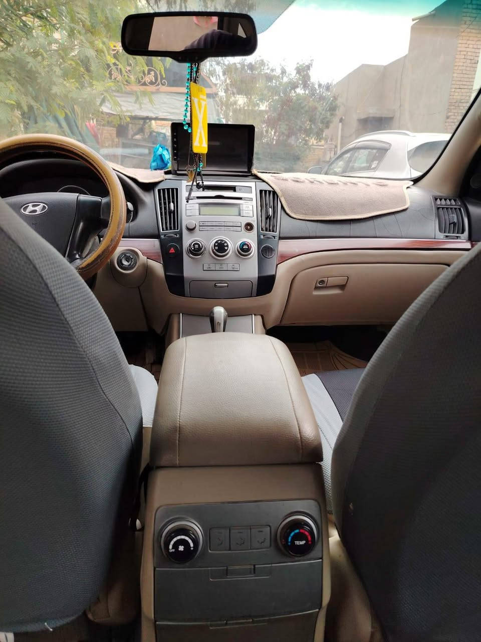 سلام عليكم فري كروز موديل ٢٠٠٨ محرك ٦سلندر أربيل بحاله جيده بيهه بس بارد السعر ١٢٠ وبيهه مجال العنوان ديوانيه ت***********
