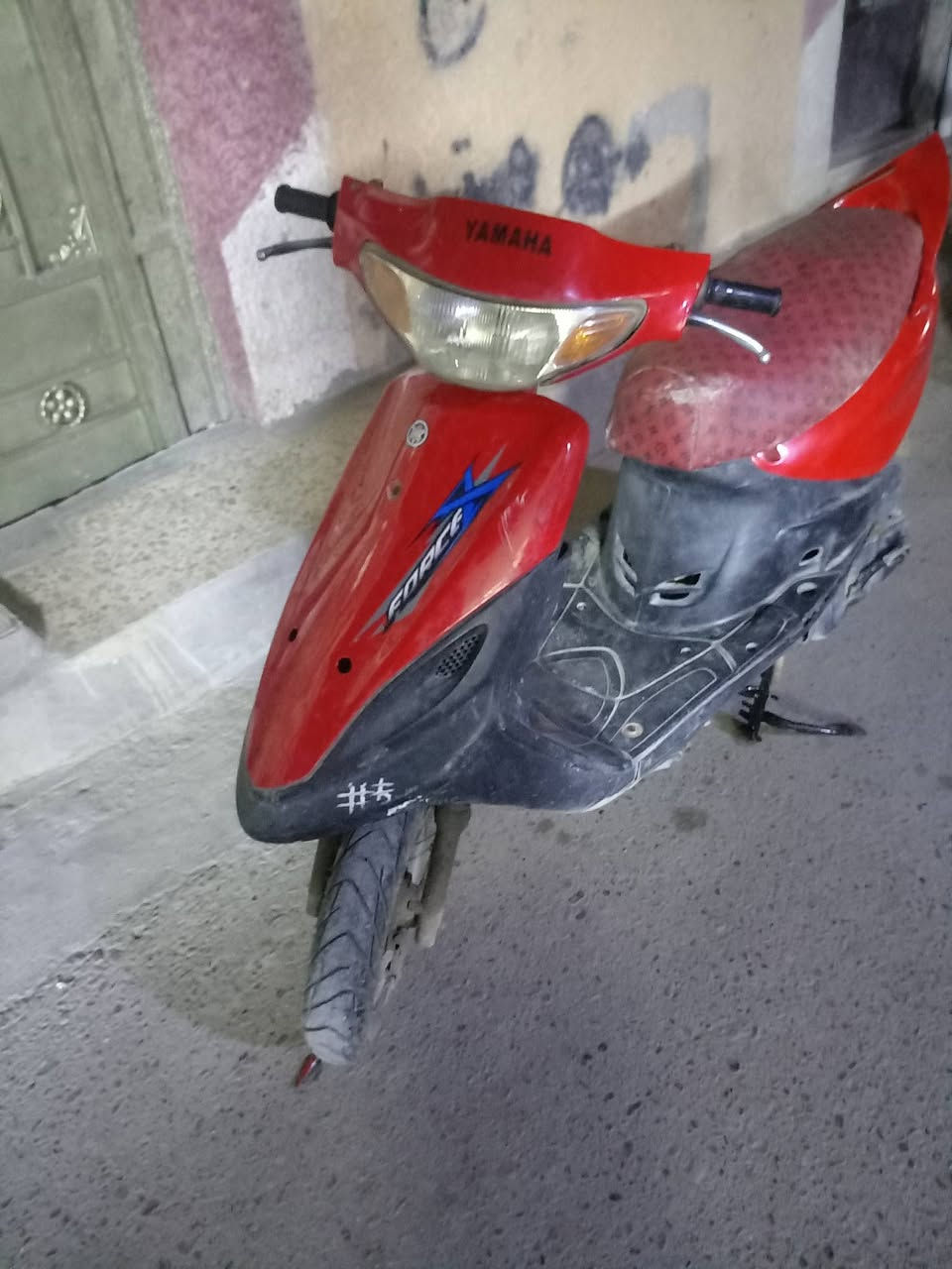 سلام عليكم متاح دراجه ماكس قجمه سلف وهندر الكهربايت شغاله المكينه ناعمه ممفتوحه شلعه ومعدل قفل ستيرن قفل جنطه أوراق كامله سعر ٣٠٠ عنوان مدينة الصدر رقم ***********
