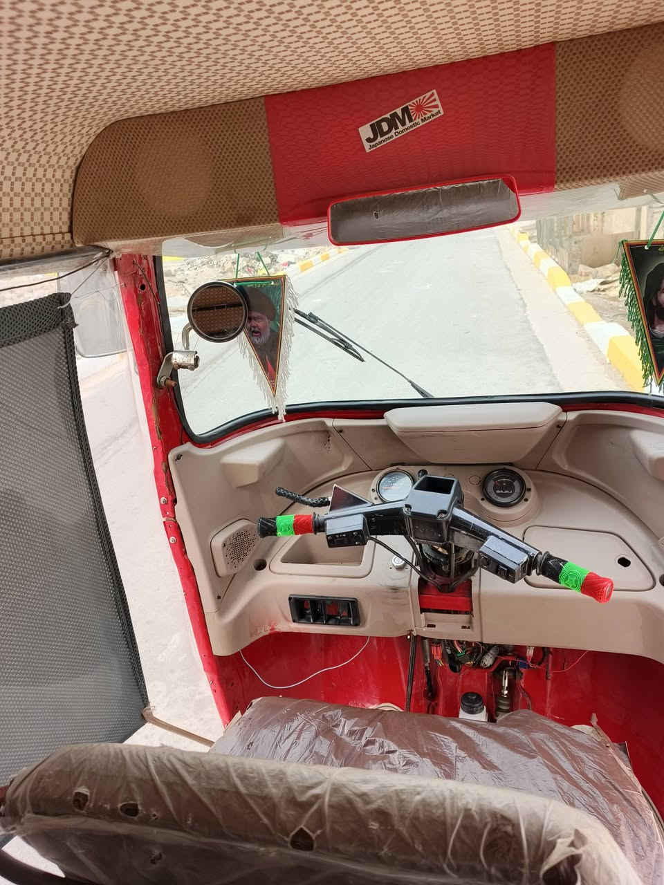 تكتك محدثه 21 بس الشاصي 18 مكينه بيهه 21 اتخبل  دشبول 21 التكتك اوراق اصوليه 7 رايدهه 4/900
***********
