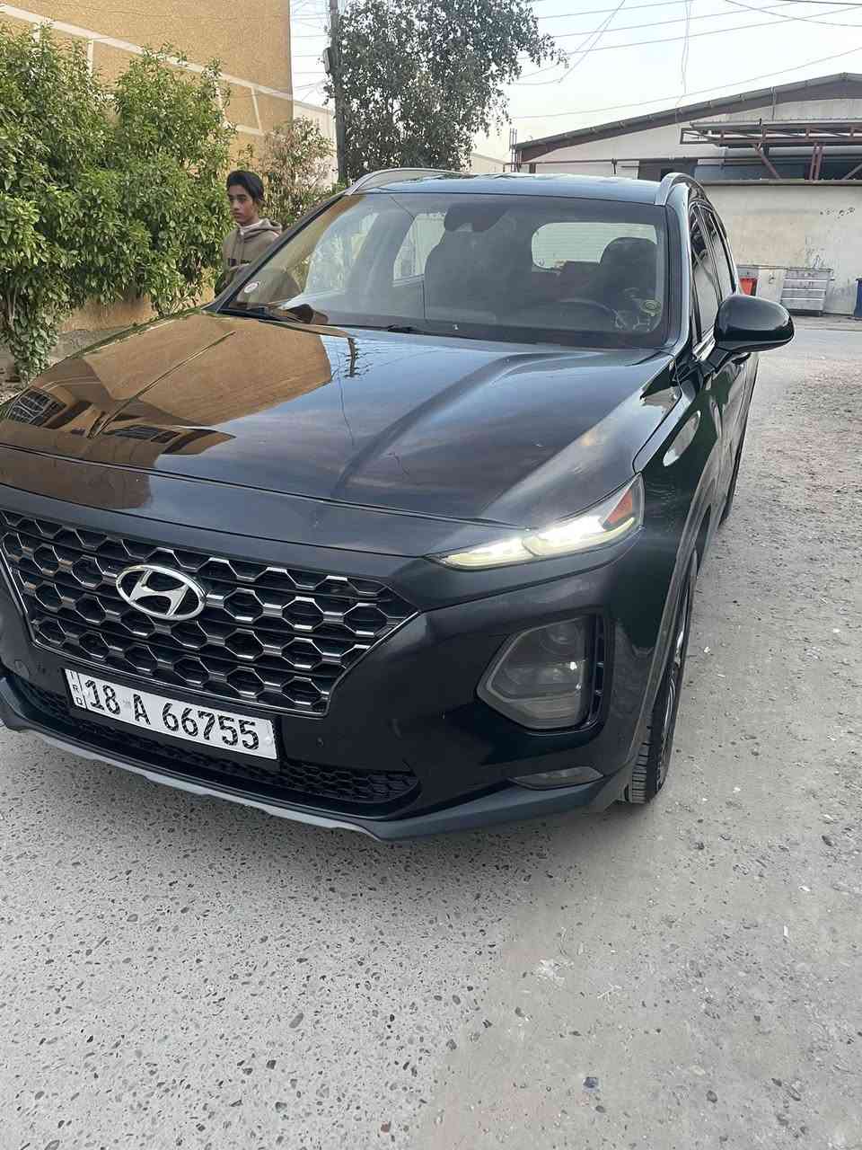 السلام عليكم سنتافي 2020 للبيع رقم بابل لوحات جديدة محرك 2400 وارد امريكي ضربة بنيد وجاملغ وباب السايق
بصمة ٣ انضمة قيادة صندوك كهربائي سيارة نضيفة السعر ١٦٥ العنوان بغداد الدورة رقم التلفون ***********.
