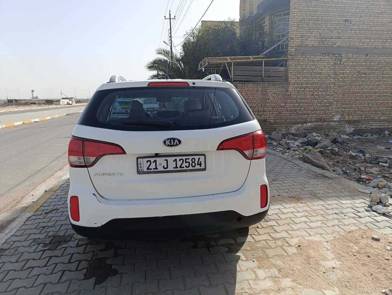 سورنتو موديل 2014 ( خـليـجـي ) 
مكينه 2400 دوش سبعه راكب تبريد 3قطع رقم شمالي
 سليمانيه بسمي تحويل ثاني سيارة نضيفه جدا 
مكان سيارة بغداد
رقم صاحب سيارة ***********
