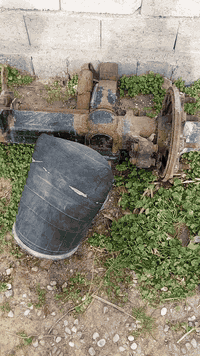 دنكير للبيع + تانكيات عدد 2 
الهاتف ***********
