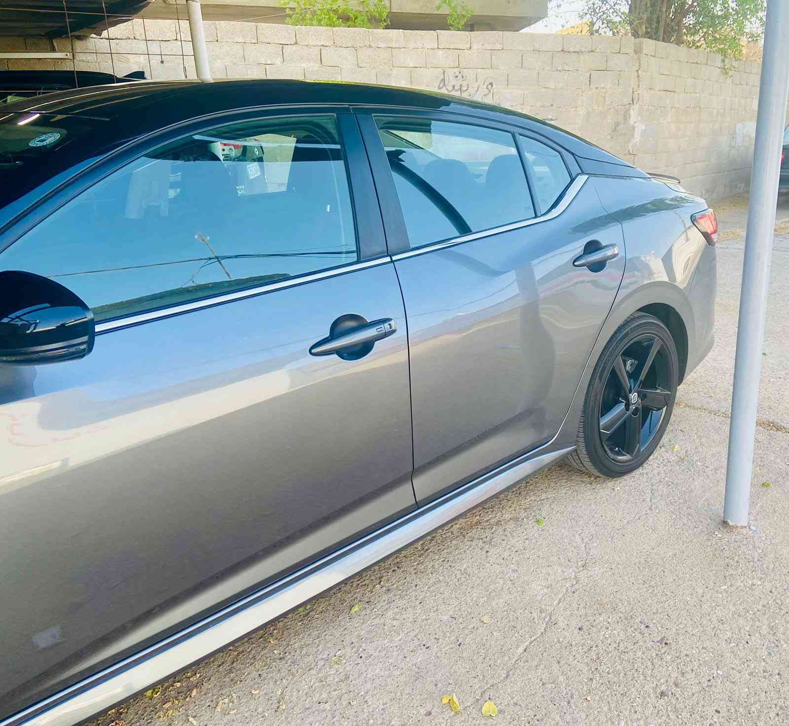 (نيسان سنترا فئه SR بلاك توب )
(موديل ٢٠٢٣ الرقم اربيل الجديد)
(قماره وتكم اسود بلادي )
(وارد امريكي محرك 2000)
ماشيه ٢٨ الف  دخول جديد وترقيم جديد
المواصفات اعلى فئه بالسنترا
خمس كامرات -كشنات كنتاره خياط-سستم سماعات - استيرن رياضي - شاشه جبيره ايباد- بصمه تشغيل - دشبول خياط- بصمه تشغيل وابواب وصندوق -
ويل كب رياضي لون اسود اصلي - سبايدر
رياضي - رادارات امامي خلفي جانبي - اشاير بالمري 
السياره حادثها فقط بنيد سطحي قطعه عدد(١) تبديل 
صور الحادث واتس اب 
                                                 ***********
