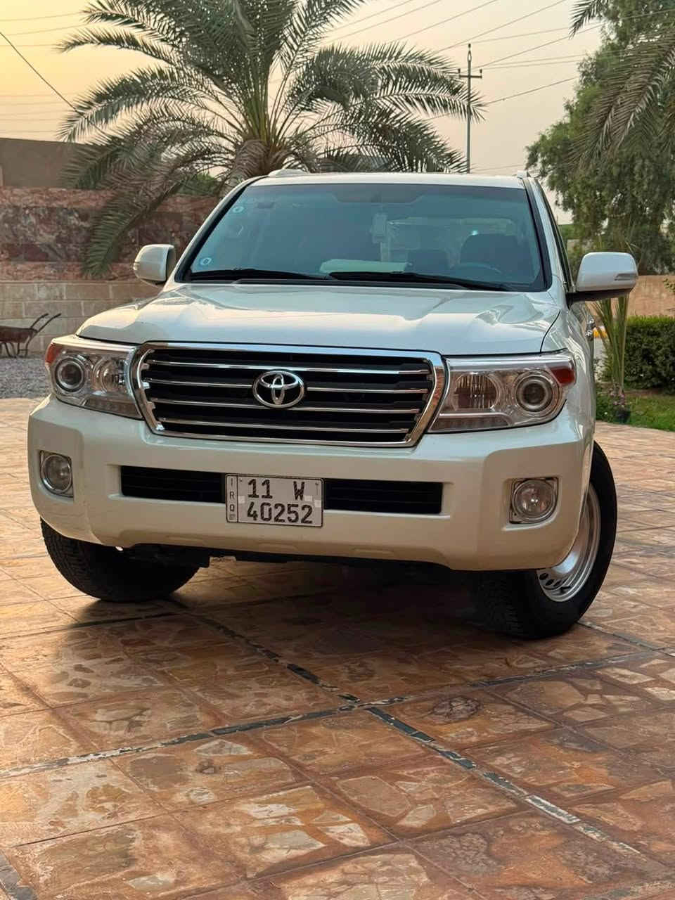 موديل 2014 كلين جديده لوك السياره للبيع  السعر37000$المو شراي يعبر المنشور ب كلمه طيبه نفسه قطري بلادي
‭***********‬
