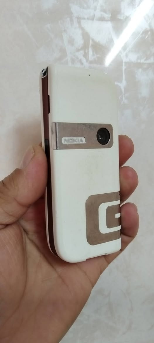 نوكیا اصلی 40الف مع  توصیل


**إذا كنت صاحب هذا الإعلان وتريد حذفه لأي سبب، رجاءا أرسل رسالة إلى الدعم الفني**