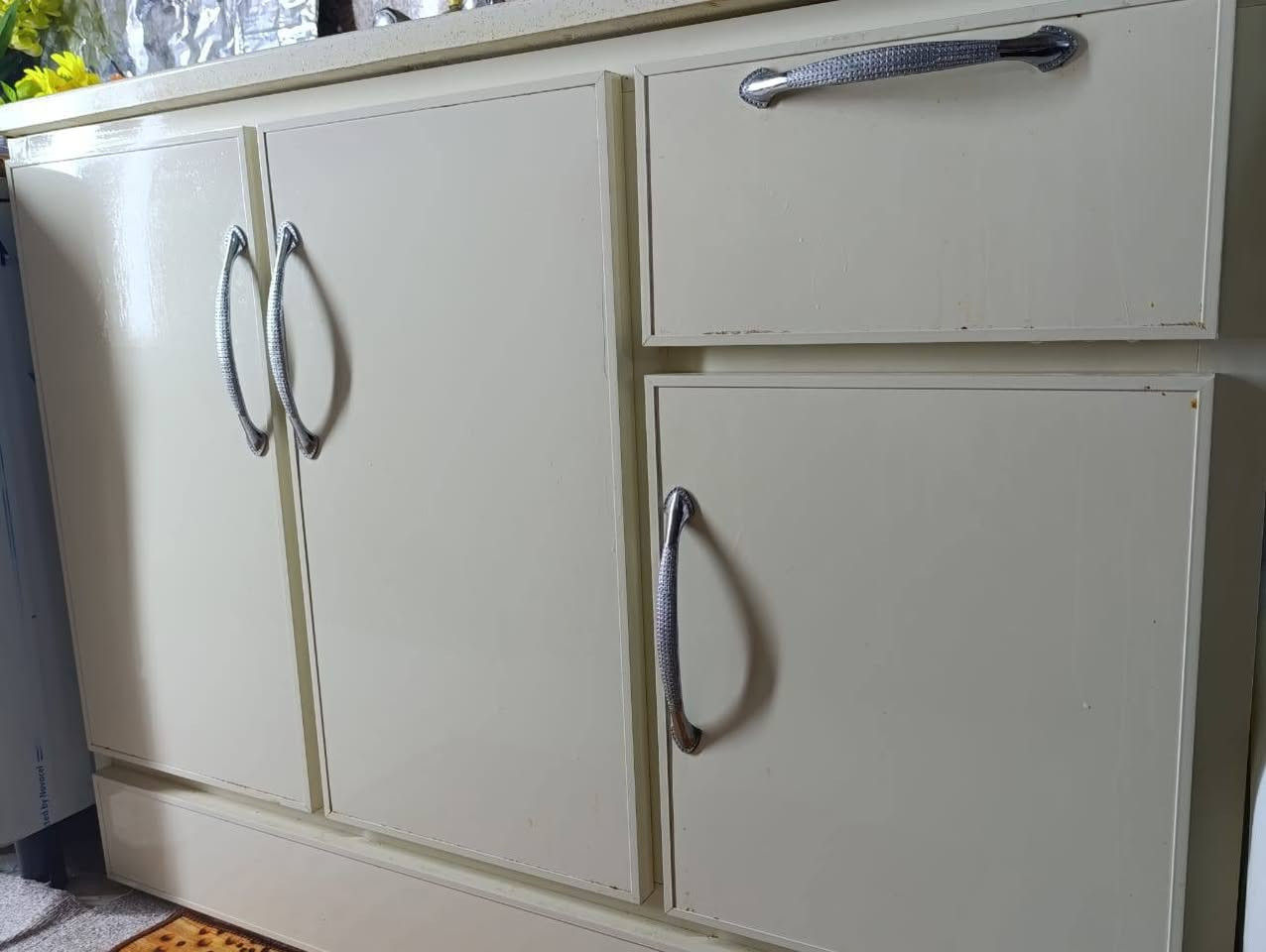 کەونتەڕ مەواد ساڕاێە
3مەتڕ80سم
سنک مەتڕ 20سم
سعڕ 900 مەعالمە کلاڕ 
***********
