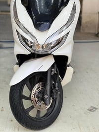البيع بيسي اكس  جيل ثالث    بصمه   سعرها ٢١٠٠ مكاني بغداد الاعظمية    ...