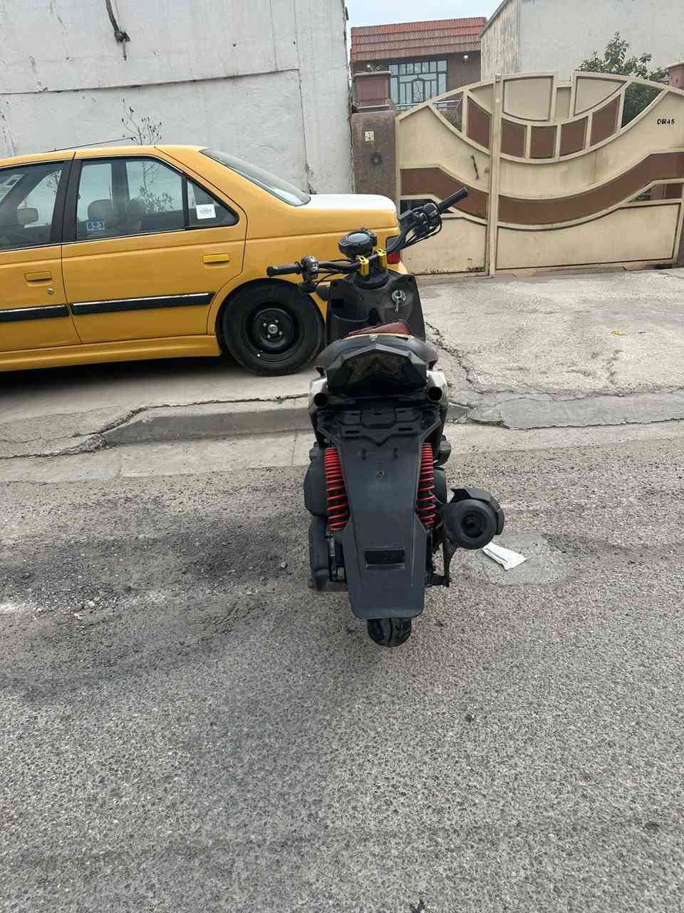 السلام عليكم سكنس جبلي للبيع 

مكاني وزيرية 

***********
السعر 950
