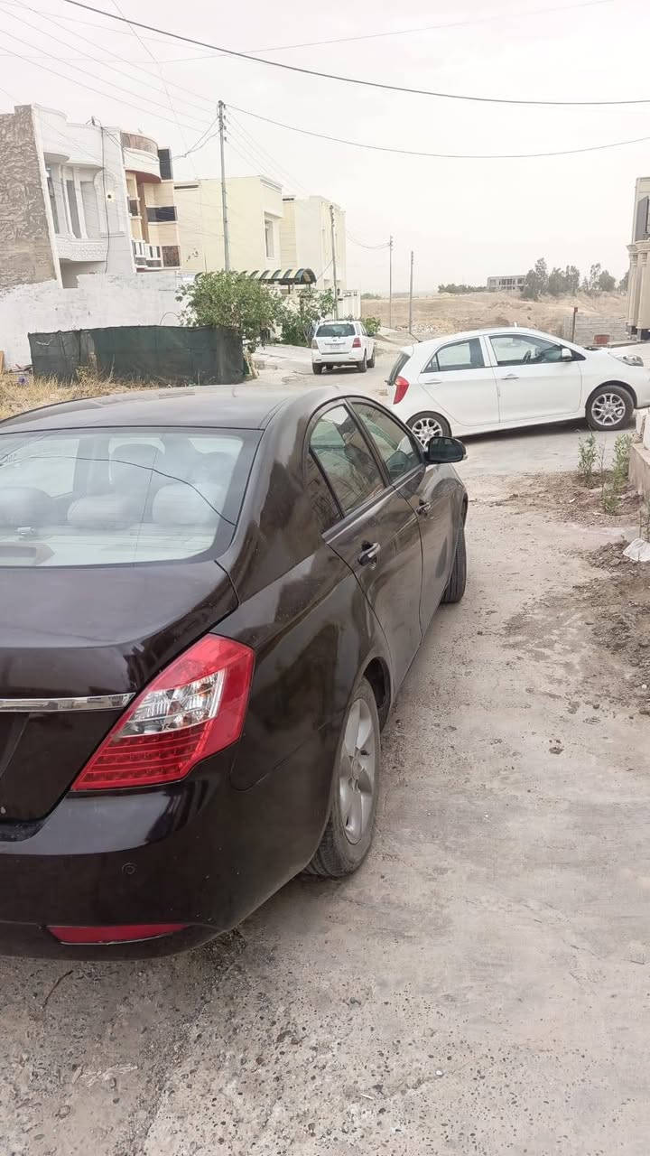 امگراند 2013 
مكلف بالنشر 
امگراند موديل 2013 كير محرك صدر تبريد كامل محور كورلا ضرر جاملغ خلف السائق فقط رقم بغداد سنوية جديدة غرامات صفر السعر المطلوب 45 وبيها مجال قليل 
للتواصل *********** 
السيارة مكانها تكريت

