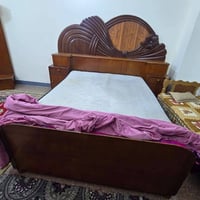 غرفة النوم • للبيع