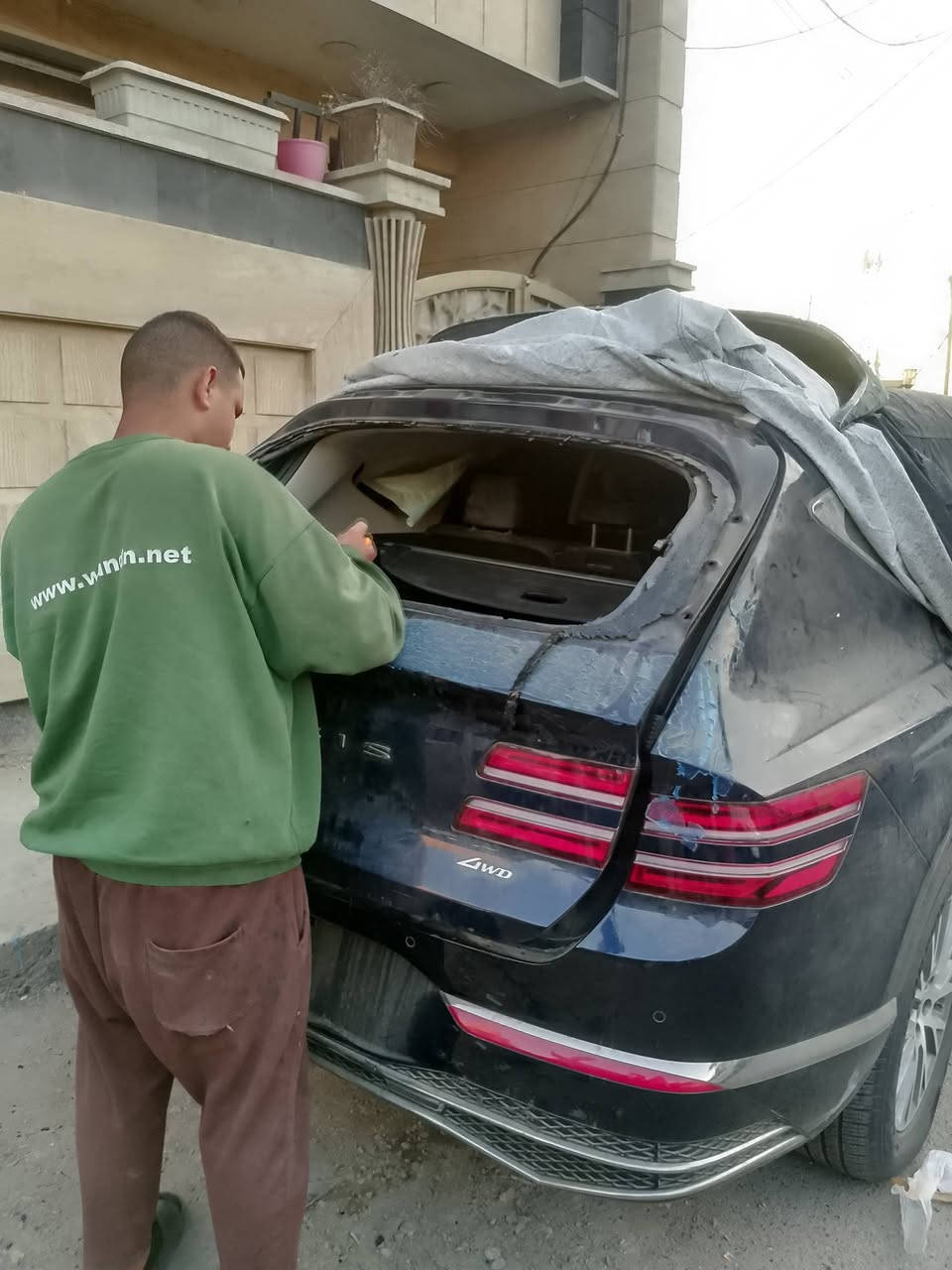 جميع نواع زجاج اليسارات القديم ولحديث نقل وشدداخل بغداد مجانن
وبنسب السعار رقم الهاتف ***********
