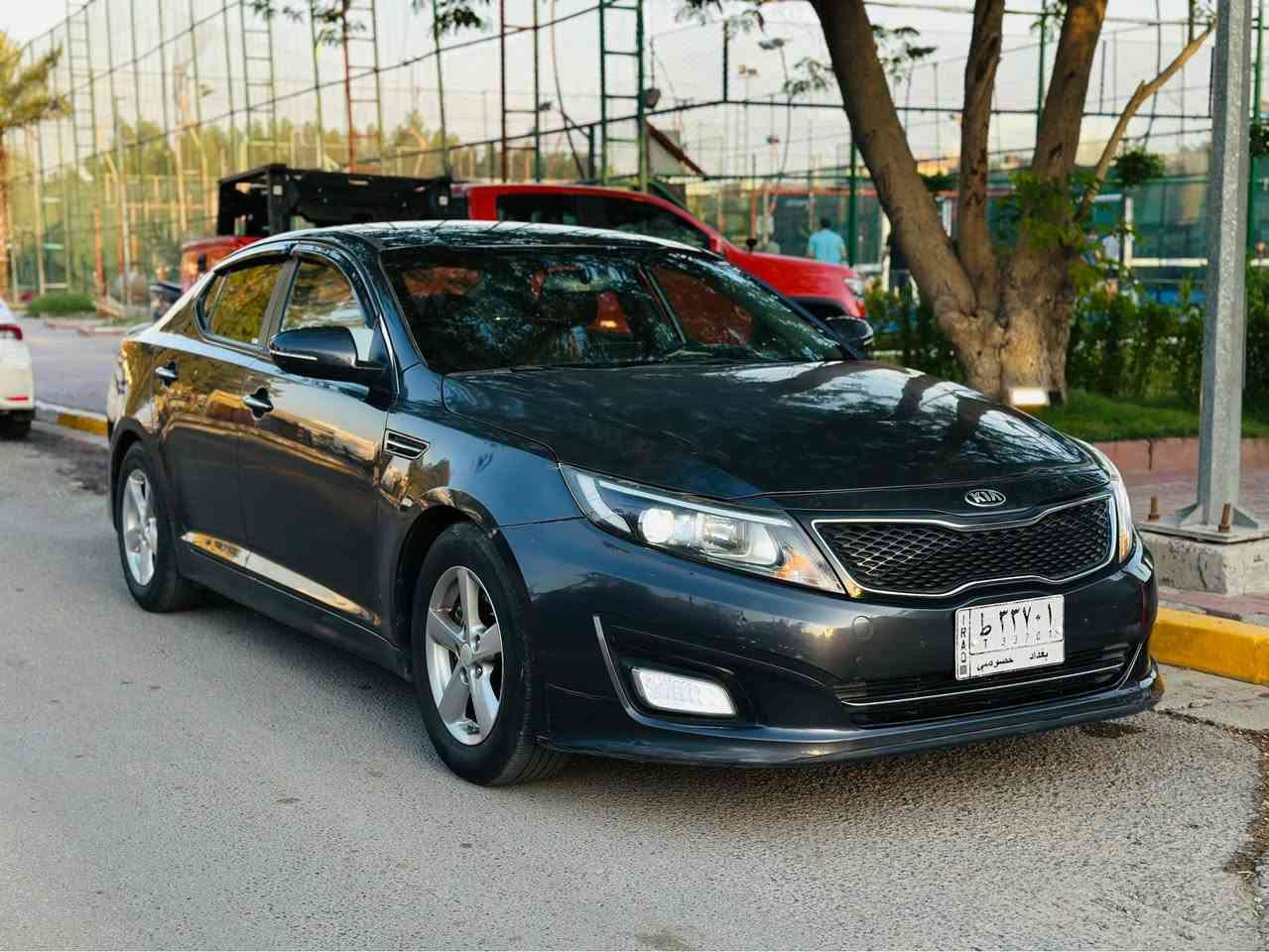 للبيع كيا اوبتما LX موديل 2015 ورارد امريكي 
محرك 2400gdi رقم بغداد بأسمي 
حادثها جاملغ وبنيد 
بغداد / السيديه 
*********** 
سونار مرفق مع الصور بغداد, العراق
