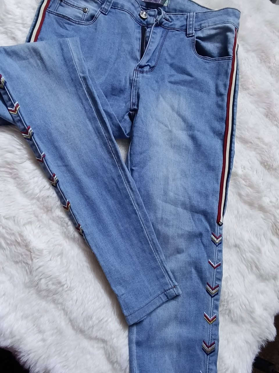 بناطير بناتي سعر قطعه 5واذا كولهم شلع بيهم مجال 20قطعه


**إذا كنت صاحب هذا الإعلان وتريد حذفه لأي سبب، رجاءا أرسل رسالة إلى الدعم الفني**