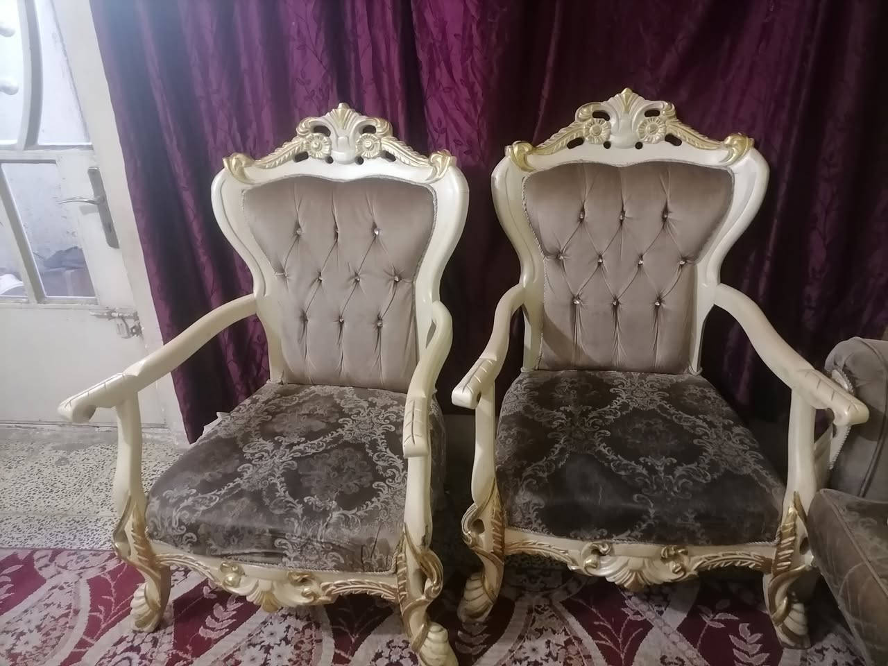 تخم تركي للبيع عشر مقاعد
العنوان البنوك
***********
