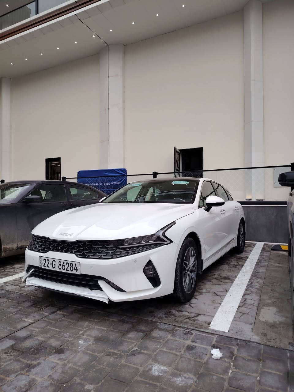 سلام عليكم
كي 5 مديل 2023 
سياره كامله مكمله عل اخر حبه 
جديده بل كارتون 
كفاله عامه 
فتحتين 
تحكم ستيرن 
تثبيت سرعه 
سياره جديده كلش 
ماشيه 30000
العنوان البصره 
السعر اتصل وادلل
الرقم ***********
