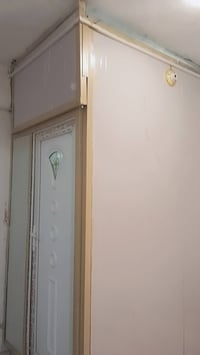 قاطع • باب PVC • أقل من شهر