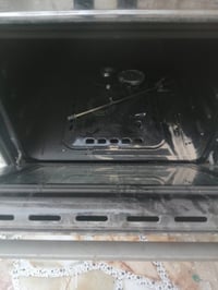 طباخ 4 عيون • فرن شغال • قرب الكزيزه