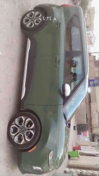 للبيع صول 2020  رقم بغداد جديد انكليزي باسمي  حادثهه امامي وبيها تعديل...