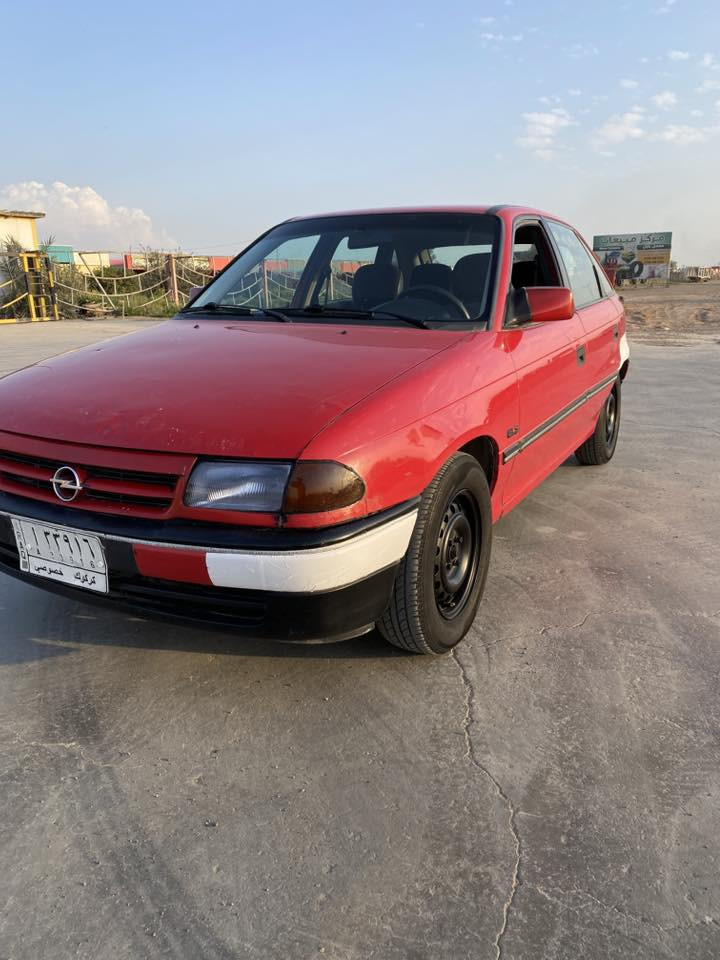 سلام وعليكم  ئۆپڵ ئەسترا بۆ فرۆشتن   سعری٣٥ گەڵا تەحویل بەشەرتە   ٢٠١٨ سەنەوی بەسەر چوە مۆدیل ١٩٩٢😇       ***********
