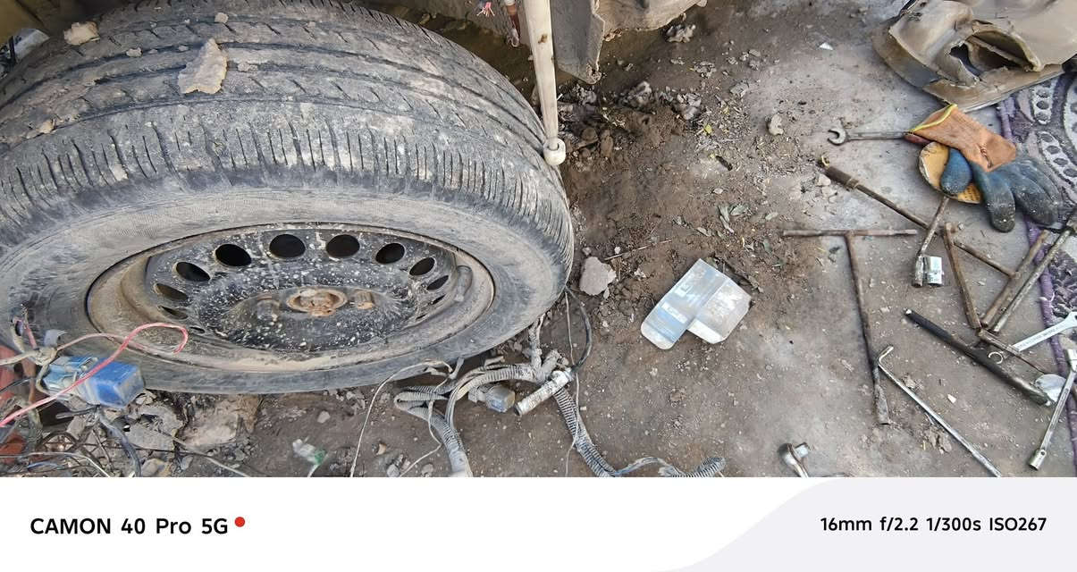 كير ومكينه تنقص وخمس تايرات هنه وال وياله حجم 13 للبيع ***********
