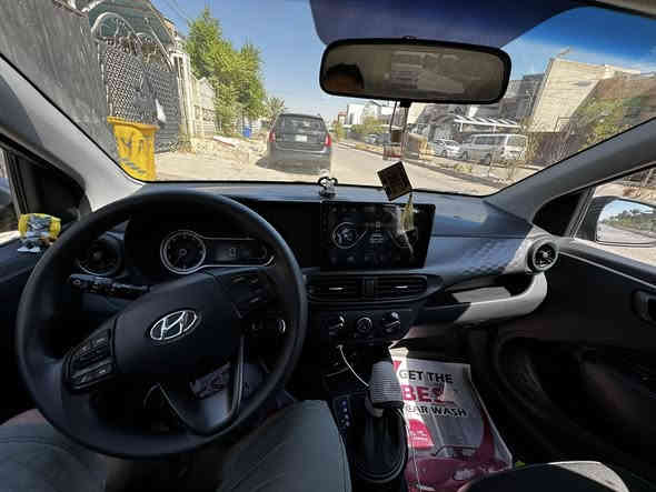 السلام عليكم 
سياره للببع
هونداي اي تن تو كلر
زيتوني واسود
موديل 2023 خليجي وكالة الت ساك مكفوله عدا شخط بالباب الخلفي (بايسكل)
ماشيه 6 الف فقط
تبريد قطعتين
شاشه اندرويد 
مكينه 1200 
رقمها بغداد
مكانها بعداد الغزاليه
السعر 133$ 
***********
