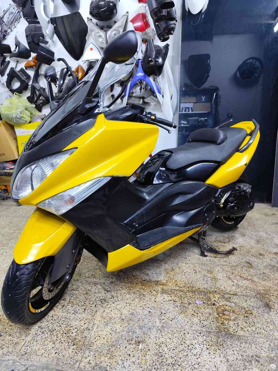 للبيع كفاله عامه TMAX 2011
بغداد الجديدة ***********
